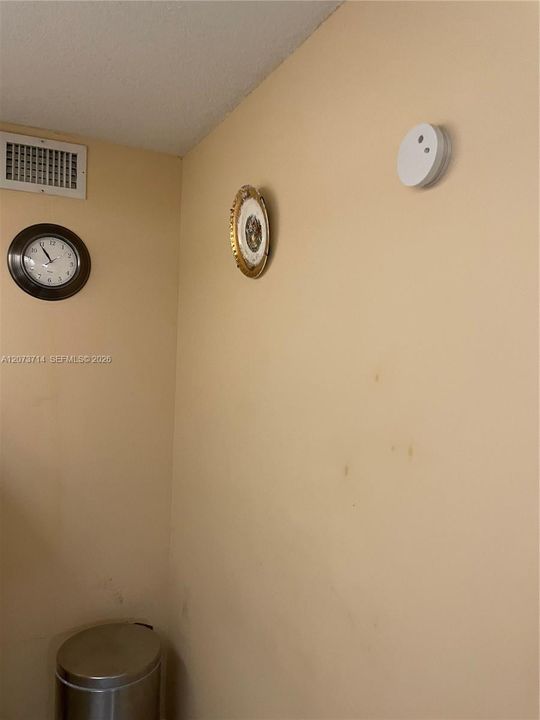 En Venta: $240,000 (2 camas, 2 baños, 1113 Pies cuadrados)