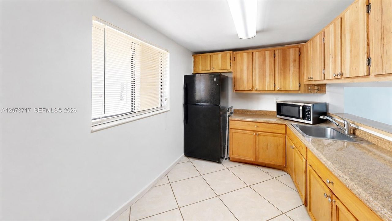 En Venta: $225,000 (2 camas, 2 baños, 965 Pies cuadrados)