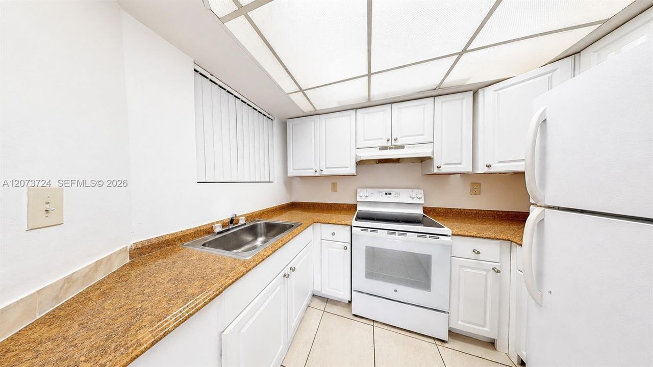 En Venta: $180,000 (1 camas, 1 baños, 796 Pies cuadrados)