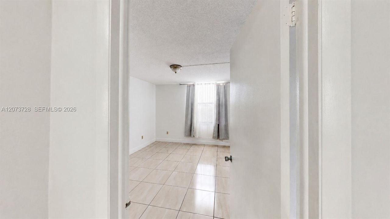En Venta: $200,000 (1 camas, 1 baños, 614 Pies cuadrados)