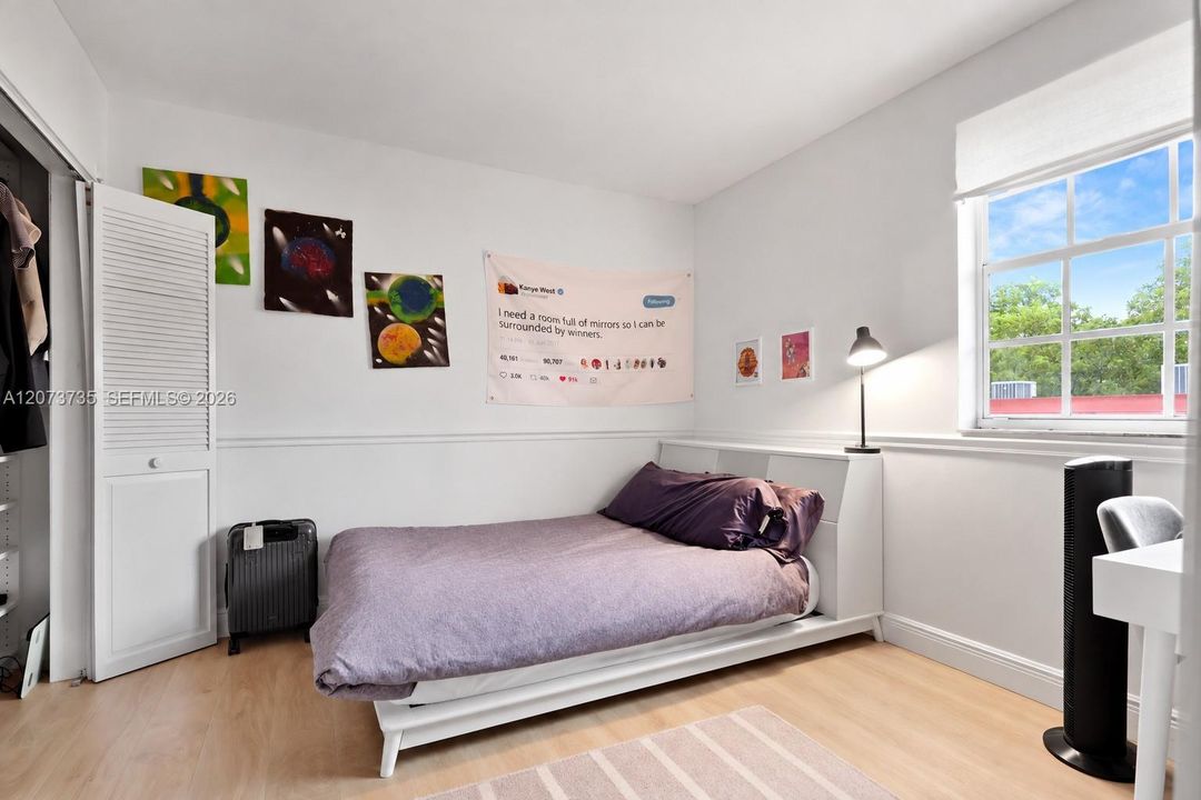 For Sale: $749,000 (3 beds, 2 baths, 1160 Square Feet)