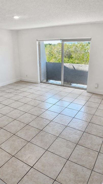 En Renta: $1,900 (2 camas, 1 baños, 223601 Pies cuadrados)