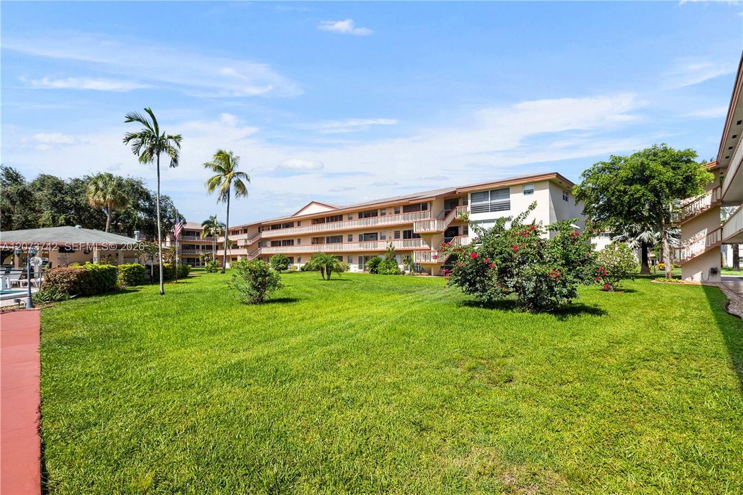 En Venta: $185,000 (2 camas, 2 baños, 968 Pies cuadrados)
