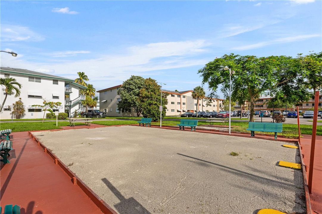 En Venta: $185,000 (2 camas, 2 baños, 968 Pies cuadrados)