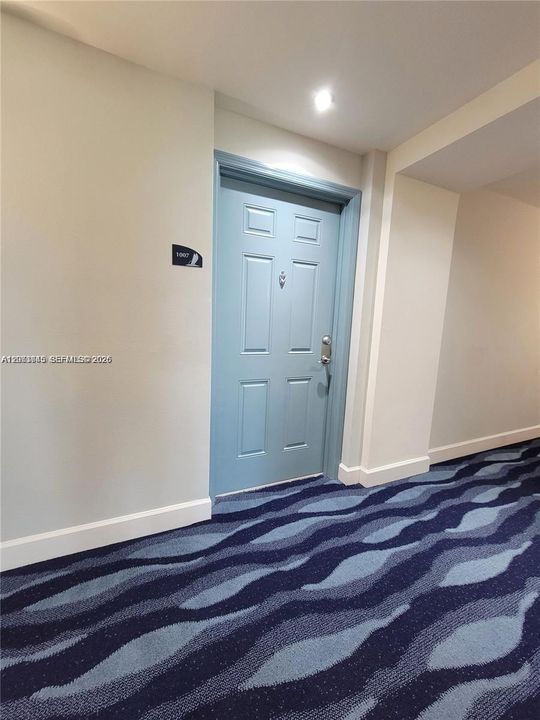 For Rent: $3,050 (1 beds, 1 baths, 782 Square Feet)