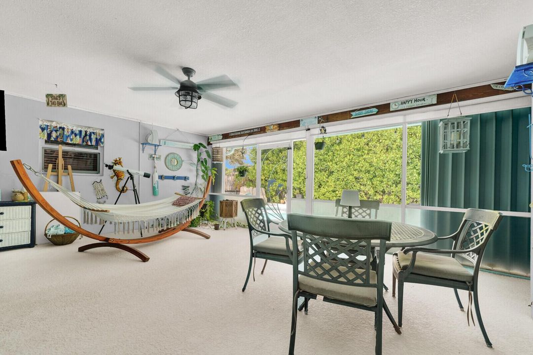 Screened in Porch