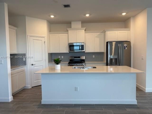 For Rent: $3,500 (3 beds, 2 baths, 0 Square Feet)