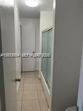 В аренду: $1,700 (2 спален, 1 ванн, 903 Квадратных фут)