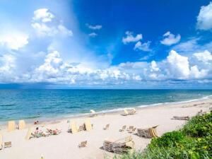 PRIVATE BEACH