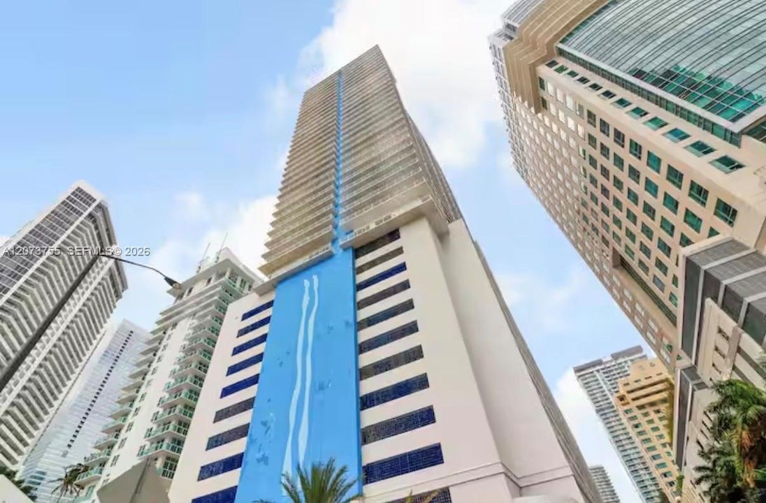 На продажу: $1,250,000 (2 спален, 2 ванн, 1105 Квадратных фут)