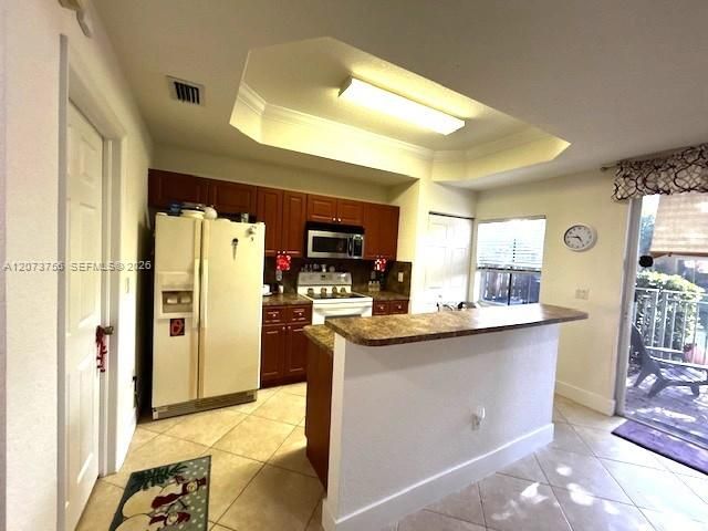 For Sale: $370,000 (3 beds, 2 baths, 1616 Square Feet)