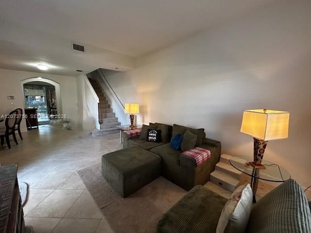 For Sale: $370,000 (3 beds, 2 baths, 1616 Square Feet)