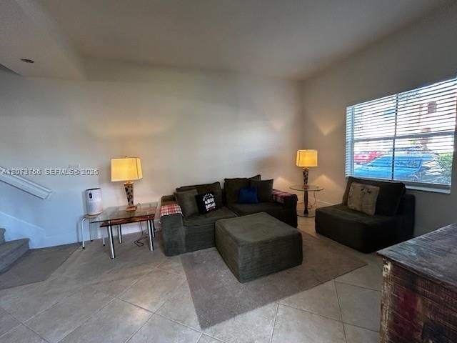 For Sale: $370,000 (3 beds, 2 baths, 1616 Square Feet)
