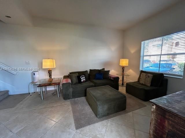 For Sale: $370,000 (3 beds, 2 baths, 1616 Square Feet)