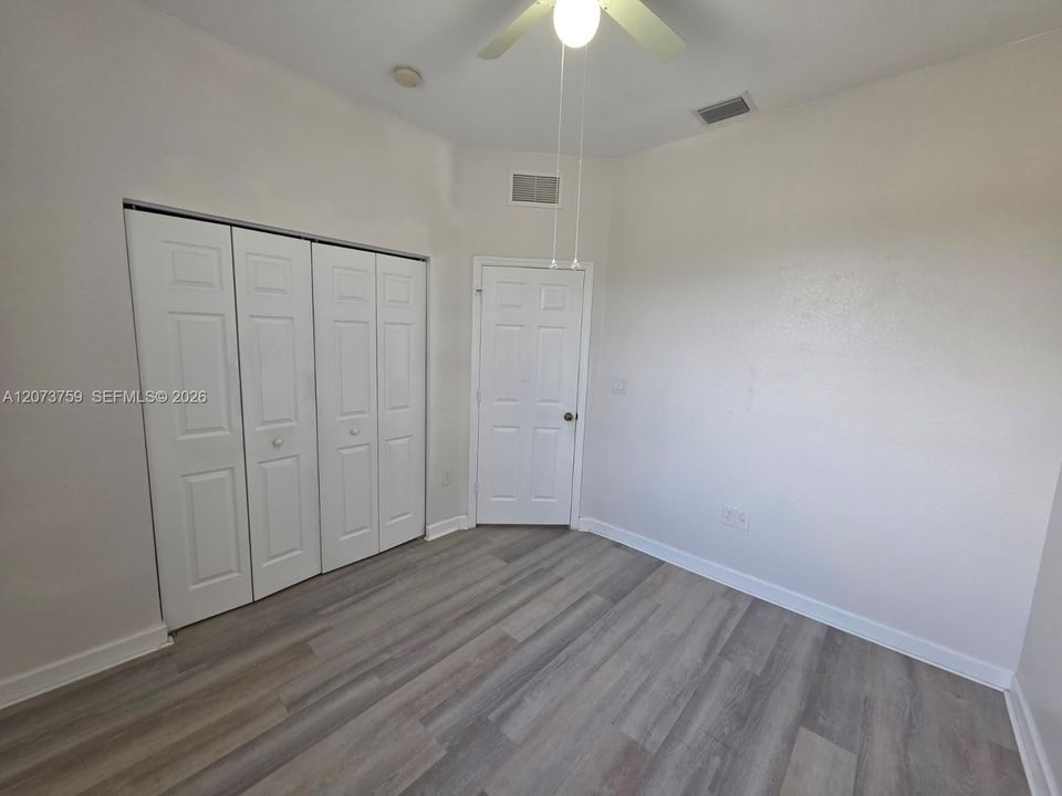 For Rent: $3,200 (3 beds, 2 baths, 1758 Square Feet)
