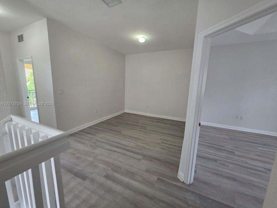 For Rent: $3,200 (3 beds, 2 baths, 1758 Square Feet)