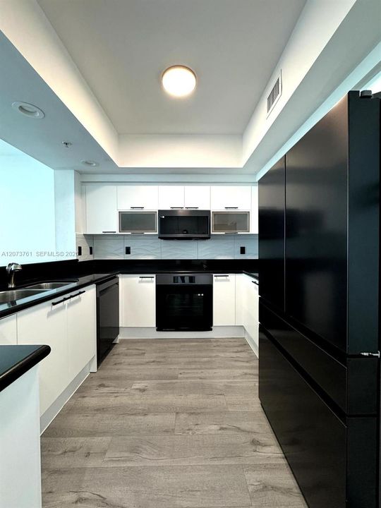 На продажу: $409,000 (3 спален, 3 ванн, 1801 Квадратных фут)