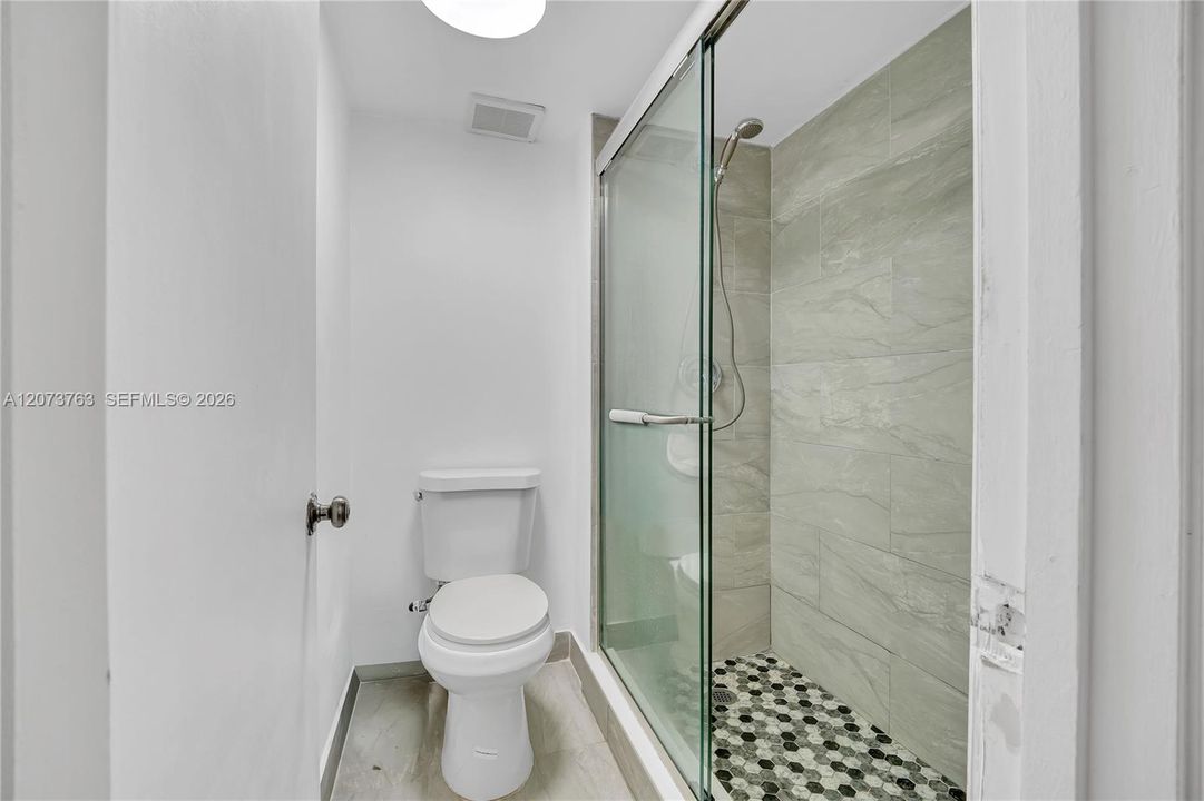 For Sale: $340,000 (2 beds, 2 baths, 1231 Square Feet)