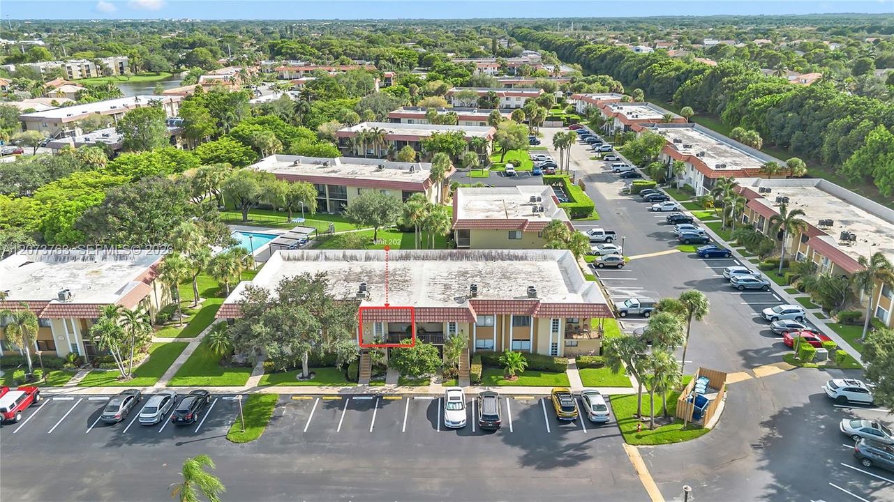 For Sale: $340,000 (2 beds, 2 baths, 1231 Square Feet)