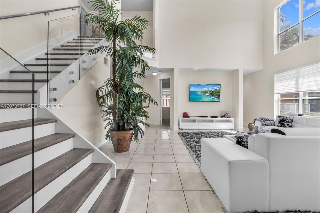 For Sale: $1,217,402 (5 beds, 3 baths, 3526 Square Feet)