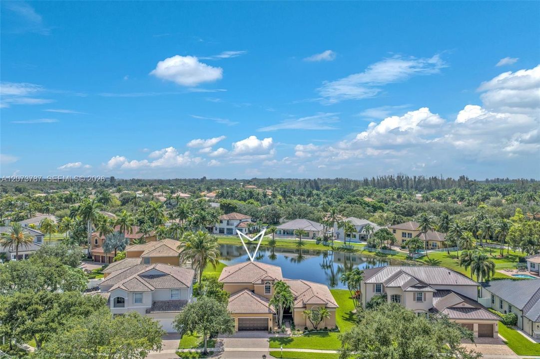 For Sale: $1,217,402 (5 beds, 3 baths, 3526 Square Feet)