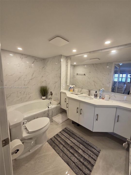 For Rent: $5,000 (2 beds, 2 baths, 1760 Square Feet)