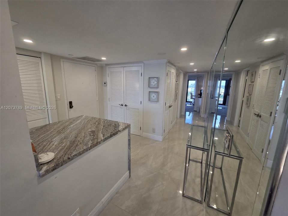 For Rent: $5,000 (2 beds, 2 baths, 1760 Square Feet)