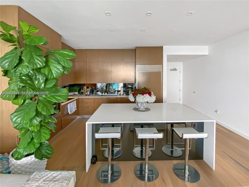 For Rent: $8,950 (2 beds, 2 baths, 1666 Square Feet)