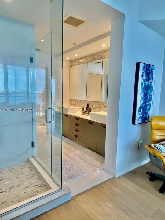 For Rent: $8,950 (2 beds, 2 baths, 1666 Square Feet)