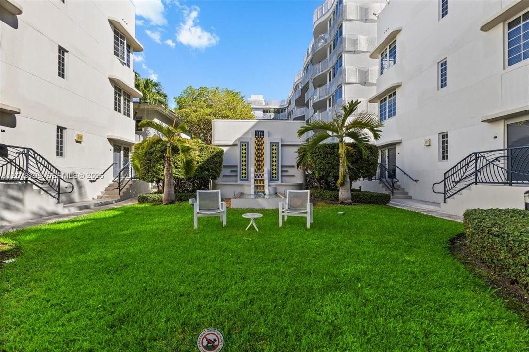 For Rent: $3,000 (1 beds, 1 baths, 651 Square Feet)