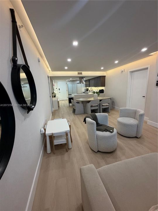 For Rent: $6,500 (3 beds, 2 baths, 1246 Square Feet)