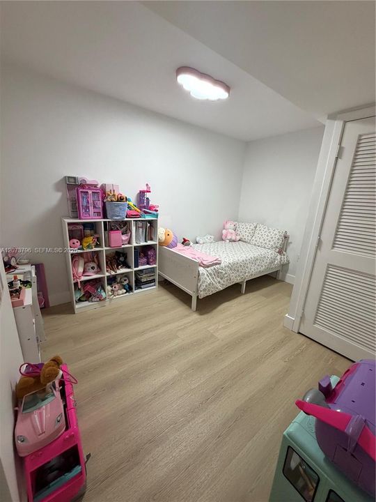 For Rent: $6,500 (3 beds, 2 baths, 1246 Square Feet)