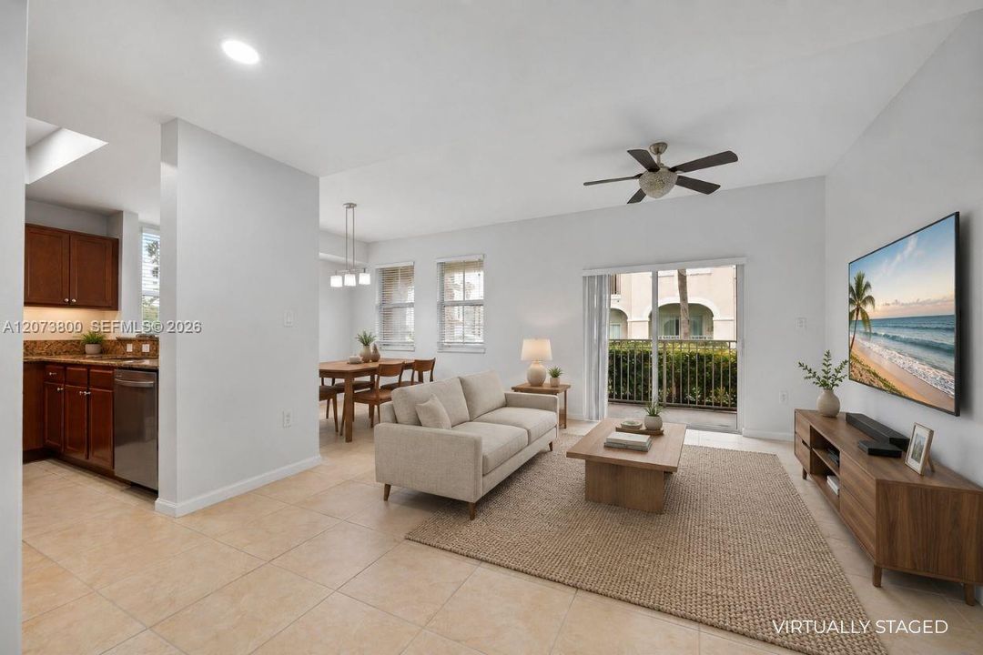 En Venta: $399,900 (3 camas, 2 baños, 1207 Pies cuadrados)