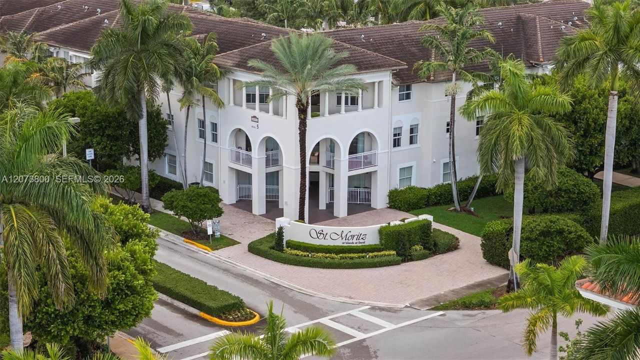 En Venta: $399,900 (3 camas, 2 baños, 1207 Pies cuadrados)
