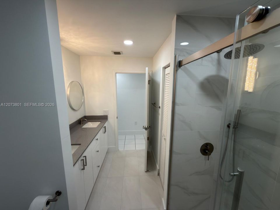 For Rent: $4,500 (4 beds, 2 baths, 2508 Square Feet)