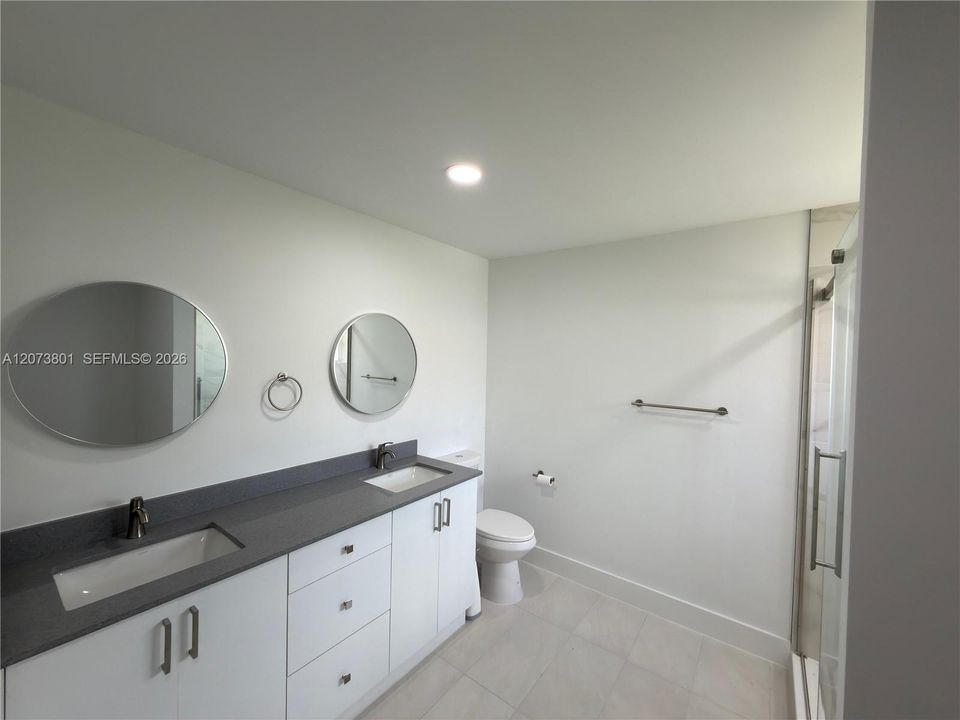 For Rent: $4,500 (4 beds, 2 baths, 2508 Square Feet)