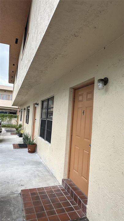 For Rent: $1,800 (2 beds, 1 baths, 0 Square Feet)