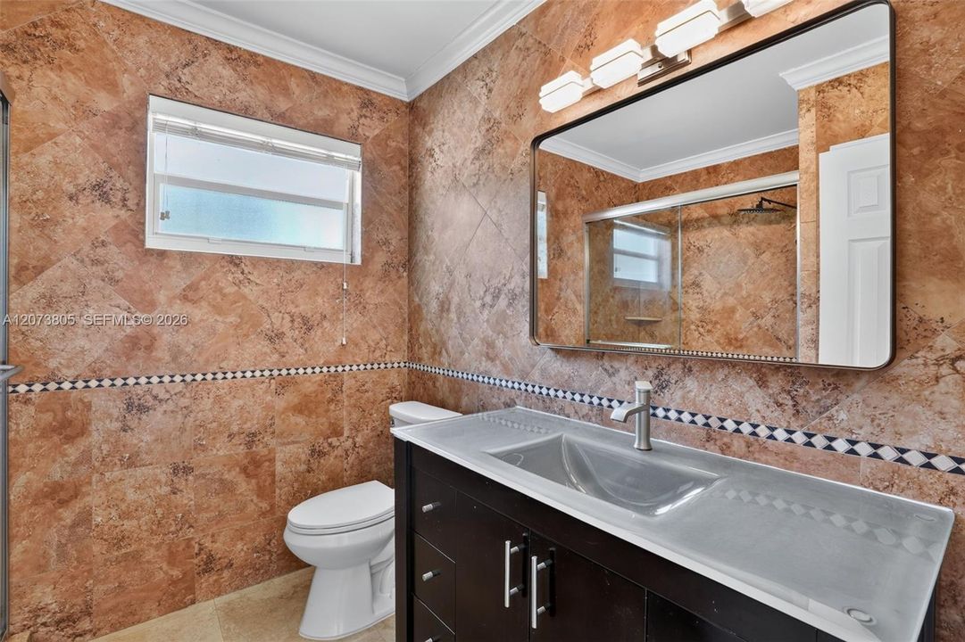 For Sale: $1,250,000 (4 beds, 3 baths, 2004 Square Feet)