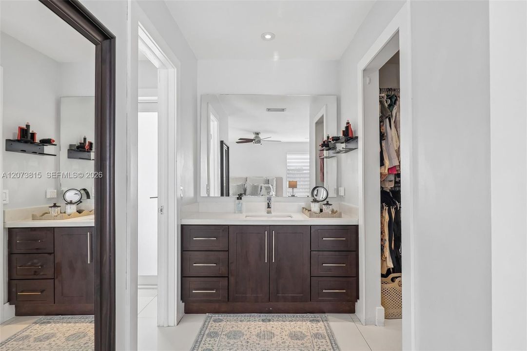 For Sale: $949,000 (3 beds, 2 baths, 1866 Square Feet)