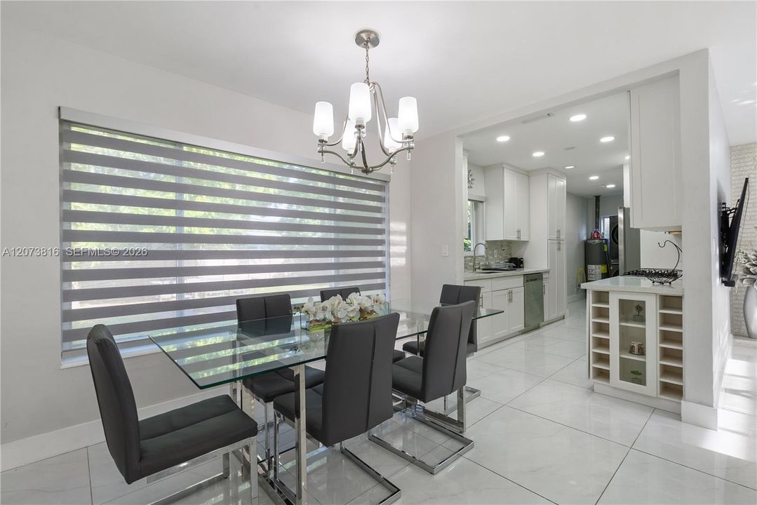 For Rent: $3,500 (3 beds, 1 baths, 1896 Square Feet)