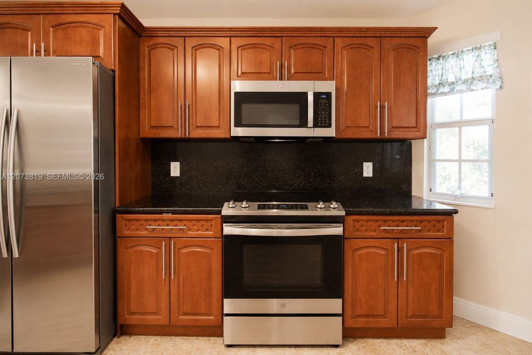 Stainless appliances