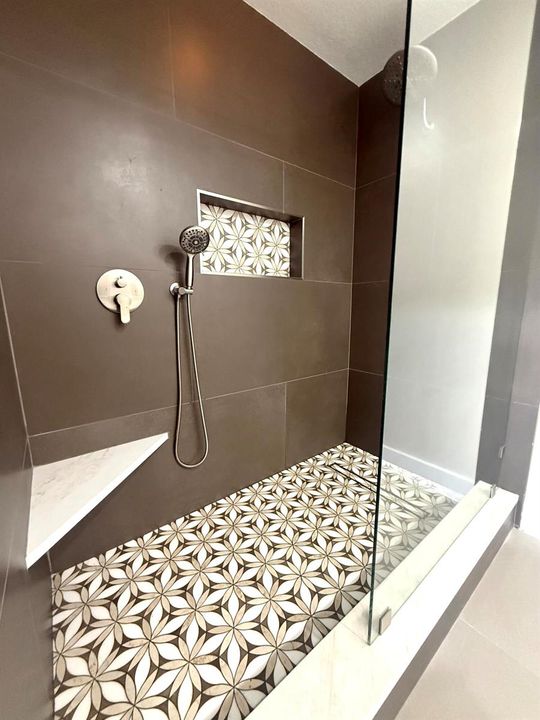 PrimaryShower