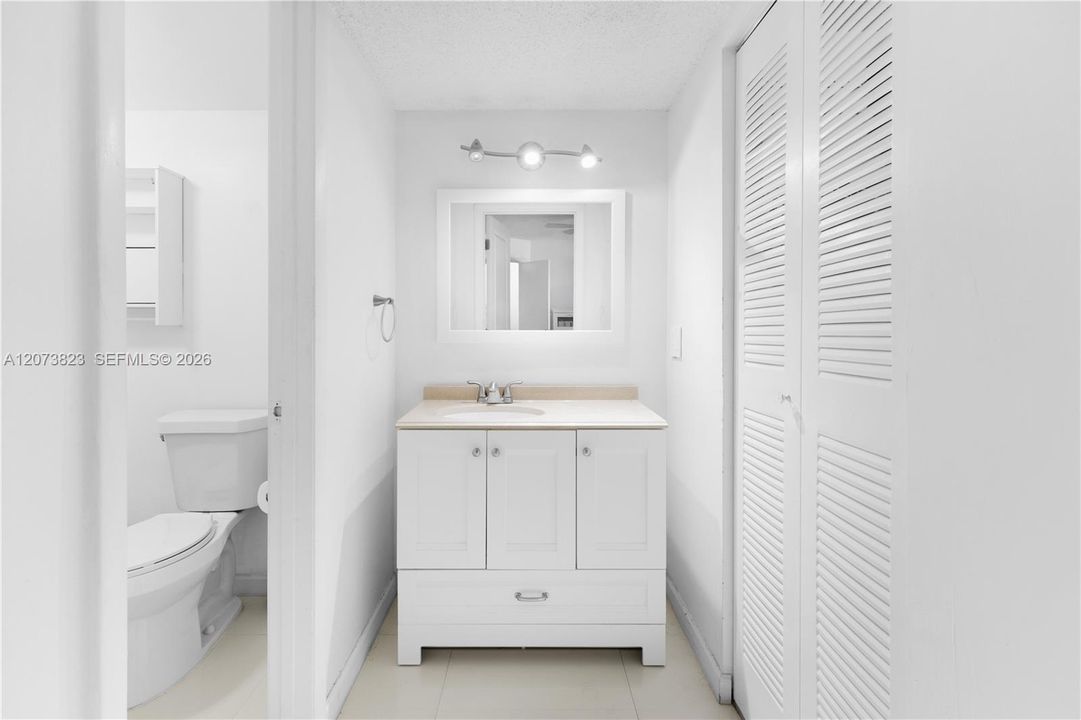 For Rent: $2,600 (3 beds, 2 baths, 1108 Square Feet)