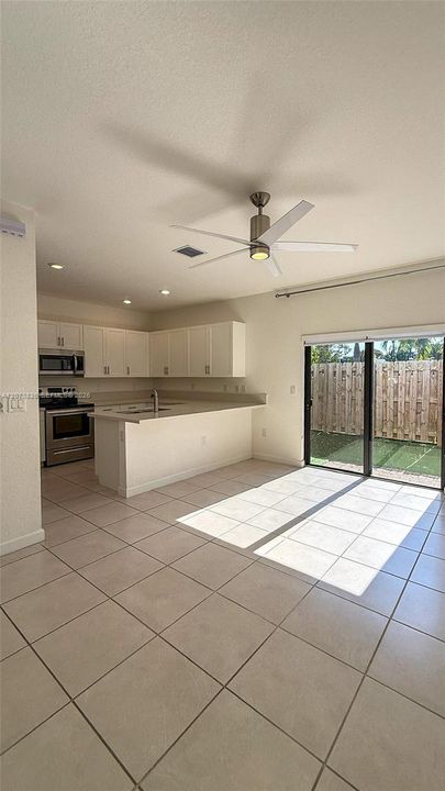 For Rent: $3,200 (3 beds, 2 baths, 1662 Square Feet)