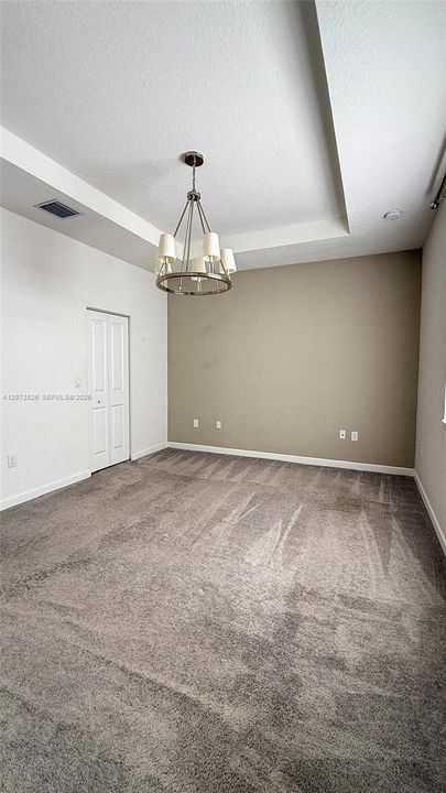 For Rent: $3,200 (3 beds, 2 baths, 1662 Square Feet)