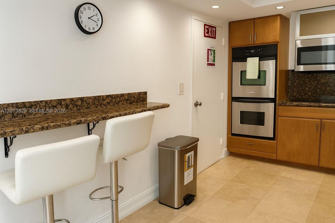 For Rent: $3,500 (2 beds, 2 baths, 1178 Square Feet)