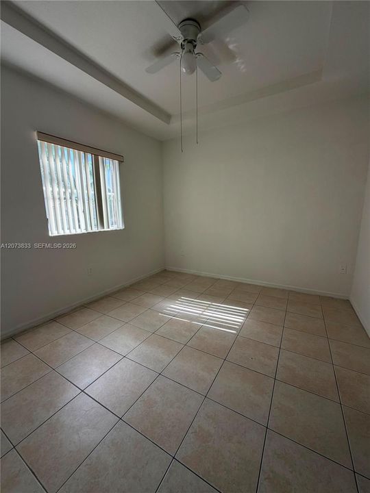 For Rent: $3,000 (3 beds, 3 baths, 1462 Square Feet)