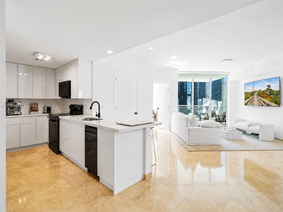 For Sale: $630,000 (2 beds, 2 baths, 1075 Square Feet)