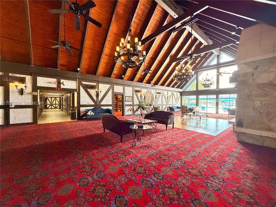 For Sale: $125,000 (1 beds, 1 baths, 800 Square Feet)