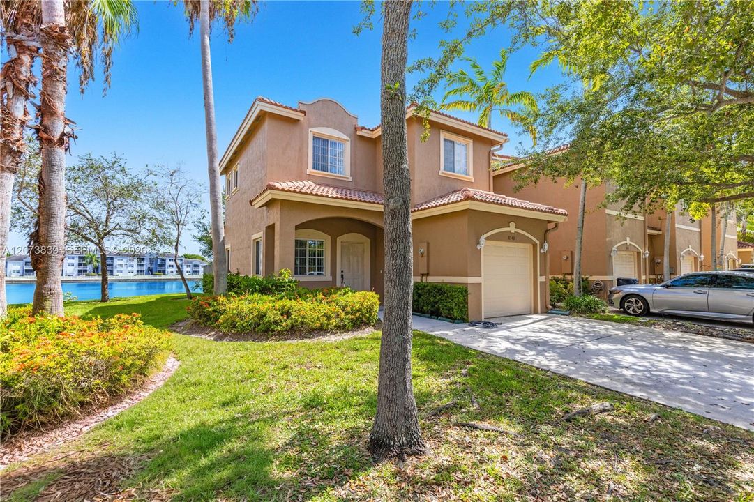 For Sale: $415,000 (3 beds, 2 baths, 1504 Square Feet)
